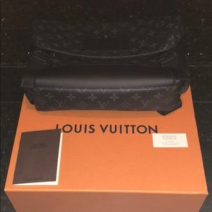 Louis Vuitton Messenger PM Voyager Bag